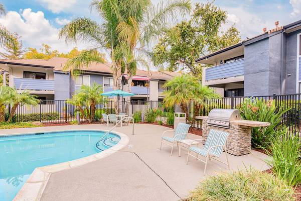 $2,725 / 1br - 710ft2 - Now Leasing! Remodeled 1Bedroom 1bath-Pool View. (san jose east)63785477177601122