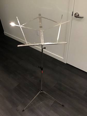 Collapsible Metal Music Stand 1