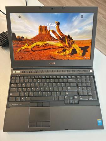 Dell Precision M4800 15.6" | i7-4800MQ | 16GB DDR3 | 256GB SSD | MINT 1