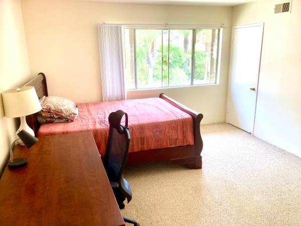 $1,600 / 1hab - 192ft² - $1,600 / 1hab - 192ft² - Dormitorio principal amueblado en La Jolla Shores (la jolla shores)63865932012291120
