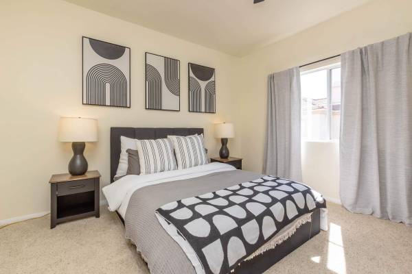 $2,949 / 2br - 1179ft2 - Autumn Leaves & New Keys 🍂 – Lease Your Townhome Today (17621 W. Pauline Ct., Los Angeles, CA)63766989847939121
