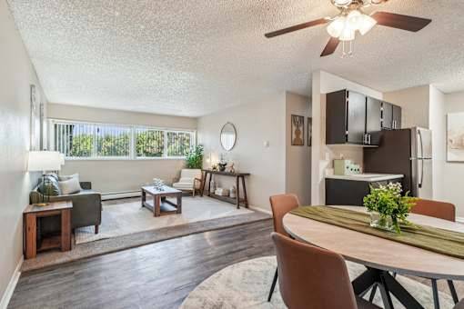 $1,099 / 2br - 750ft2 - Colorado Springs CO, Modern Kitchen, 2 Bed (360 N Murray Blvd, Colorado Springs, CO)63686763455361124