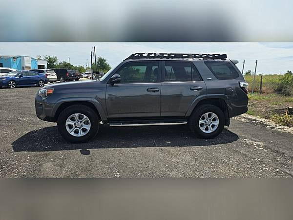 2018 Toyota 4Runner SR5 Premium Sport Utility 4D - $25999.0063439510130945121
