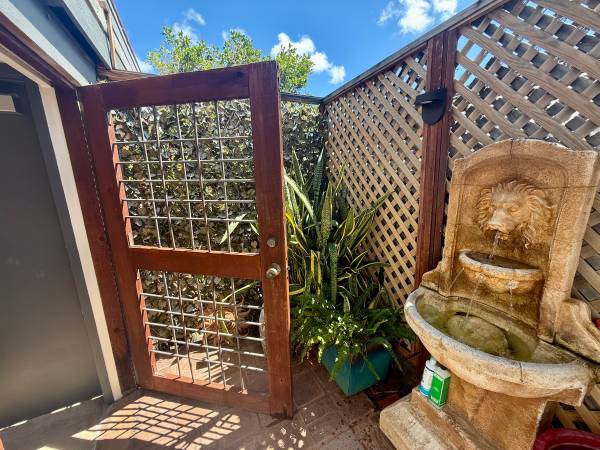 $3,795 / 2br - 1100ft2 - Wilhelmina Rise 2BR/2BA with Ocean & Diamond Head Views (Honolulu)63939528480770121