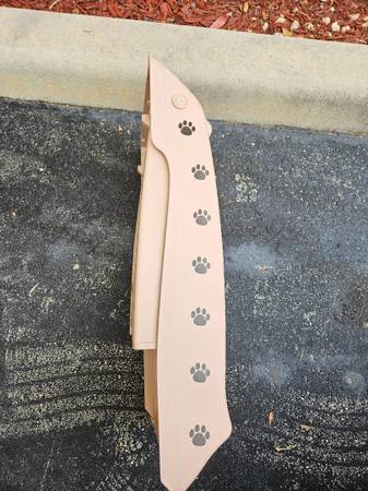 Pet Stairs With Carpet Folds Flat Beige Paw Prints & Lease & Harness - $40 (Pembroke Pines)63471413622657121