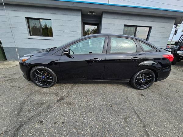 2016 Ford Focus SE 1FADP3F22GL342085 - $9,999 (Para la mejor selección de vehículos usados en el s)63469737087875122
