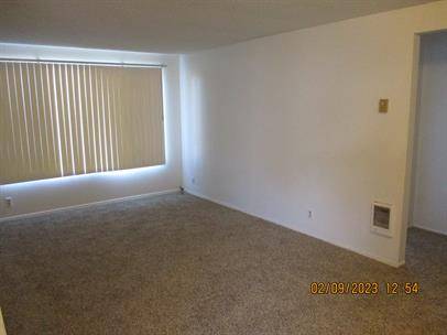 $1,600 / 2br - 2bd 1ba Duplex Patio grande y ubicación conveniente (Springfield)63977274866563124