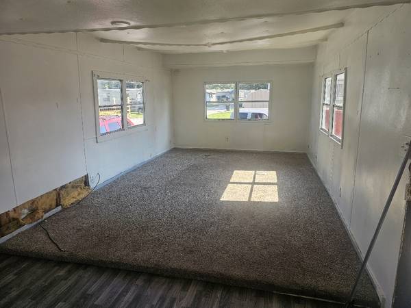 $505 / 2br - Mobile Home Needing Rehab at Lot 2 in Modernaire (Lafayette)63902944216194123