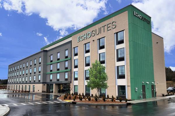 $1,099 / 1br - Simple Done Better with NO Hassle, NO Lease (3660 Sweetbriar Wy, Gallatin, TN)63904698471427120