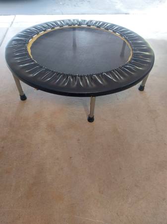 Trampoline 36" Diameter - Clean 1