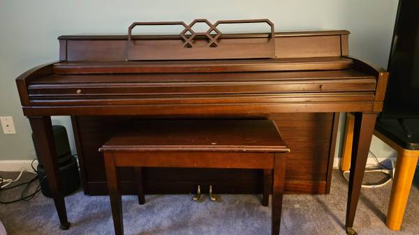 Cable Nelson Piano 1