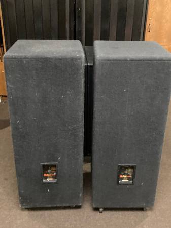 JBL MPro MP225 PA DJ Speakers - musical instruments - by owner