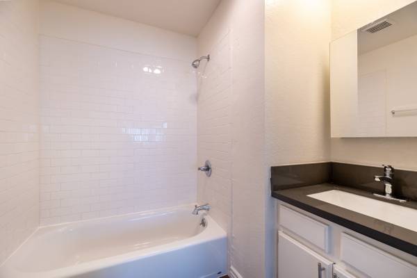 $1,895 / 1hab - 600ft2 - Apartamento de 1 habitación disponible, ¡¡¡1 mes gratis!!! (Los Ángeles)63700899340033123