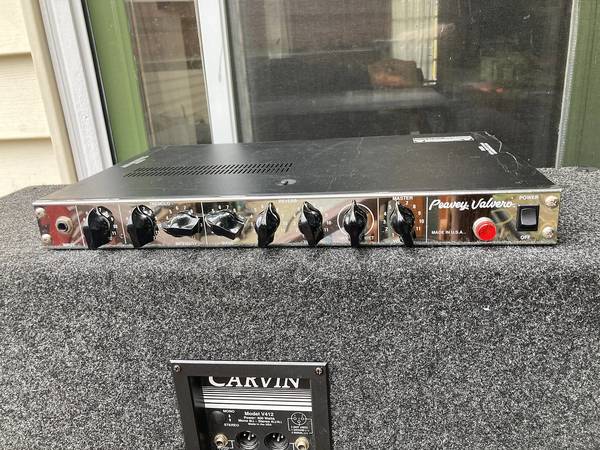 Peavey Valverb (1990s) - a Tube Driven Spring Reverb + Optical Tremolo 1