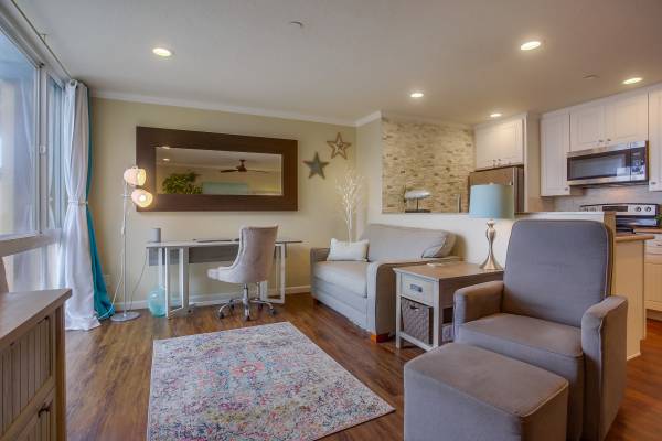$3,200 / 1br - 629ft2 - OCEAN FRONT Top Floor1 Bed,2 Bath  Avail Oct 9,2025 ONLY $3,200.00 MO. (Pacific Beach)63878472628867123