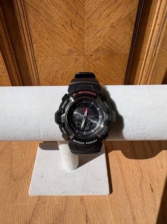 Casio G-Shock Watch (SOLAR BATTERY) 1