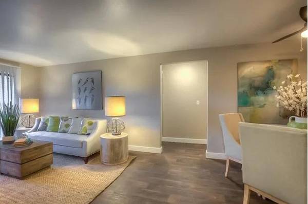 $2,085 / 3br - 1097ft2 - Tour Today, Under 10 Min to Boeing, Brand New Fitness Center (South Everett)63852482969473123