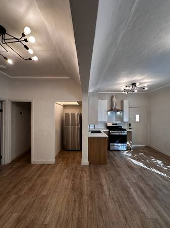 2 Bed 1 Bath For Rent 1