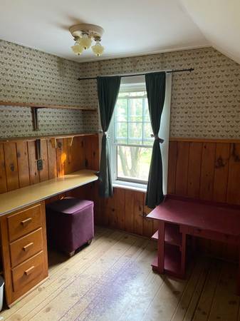 $750 / 3br - 150ft2 - Habitación disponible para mujer (West Newbury)63614179238787122