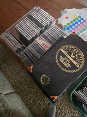 Approximately 200 cds different genres 1