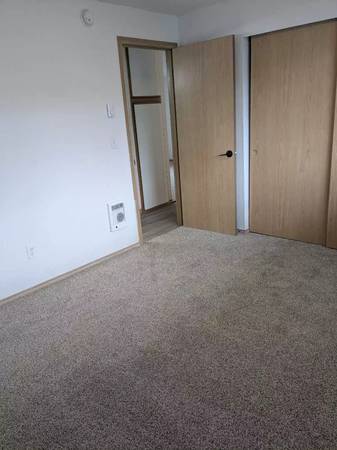 $1,999 / 2br - 934ft2 - 2BR Hideaway for Dreamy Dock Days - Pet-Friendly w/ Rec Center Perks! (Lacey - Long Lake Waterfront)63688586828291124
