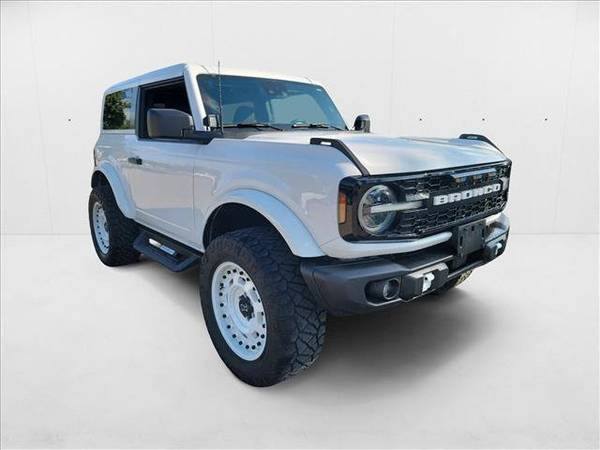 2021 Ford Bronco 4x4 4WD Base descapotable - $30,991 (Llame al *(737) 210-4218* para confirmar disponibilidad al instante)63439122590465122