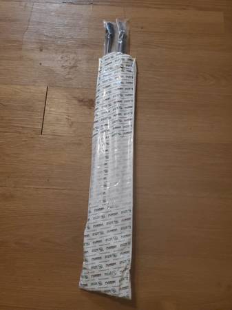 Two Rear Hatch Liftgate Lift Supports 1996-2000 Hyundai Elantra Wagon 1