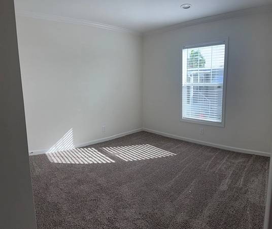 $2,000 / 3br - 1456ft2 - 3 bed / 2 bath. Refreshing resort style pool! (Fort Pierce)63799881747073124