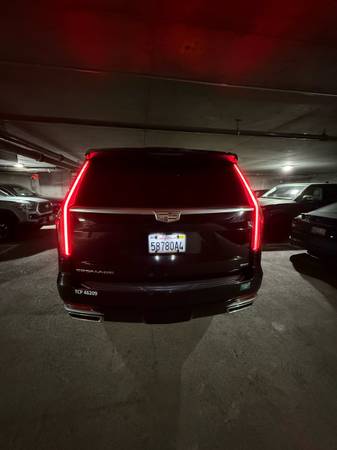 2021 Cadillac Escalade ESV - $49,000 (San Francisco)63654701877121121