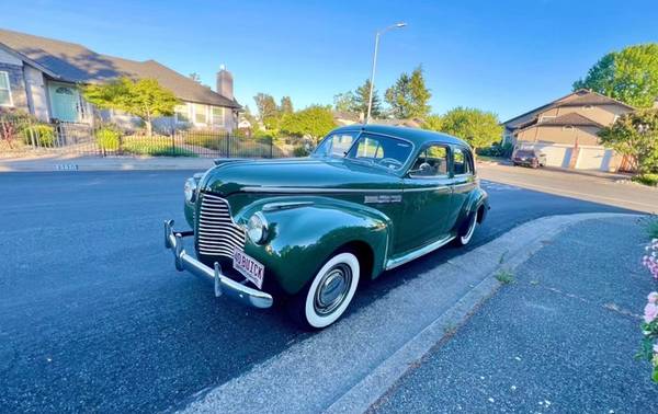 1940 BUICK 4 DOOR 1