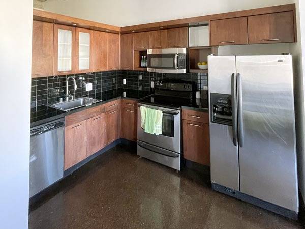 $2,695 / 1br - 607ft2 - Your Bright 1BR 1BA Loft apt, Near SJSU! Modern kitchen, W/D inside (san jose downtown)63785430099587120