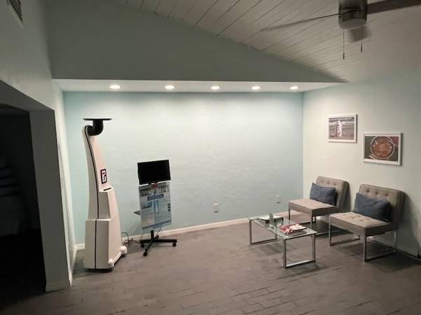 $5,083 / 2259ft2 - Bring The Whole Team (Gainesville)63823033799937124