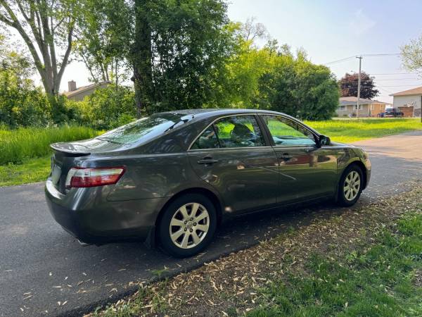 2007 Toyota Camry Híbrido - $3,900 (Lake Villa)63619011699713123
