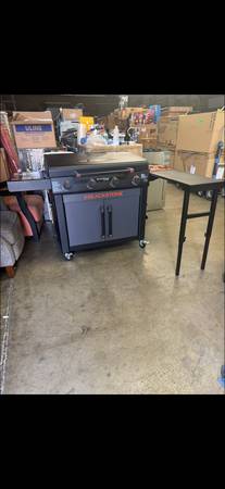 Bbq grill flat top blackstone black w 36”x table 1