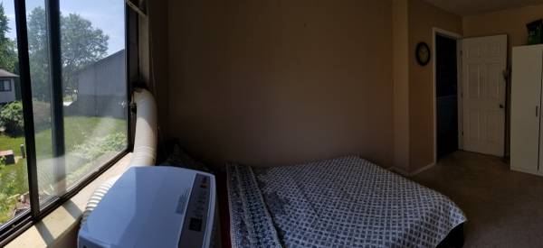 $545 / 6br - 2400ft2 - 1 bedroom 545/650mth + split utility (Warrenville/Naperville)63898599172483122
