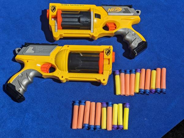 NERF GUNS 2 MAVERICK REV-5 N Strike 1