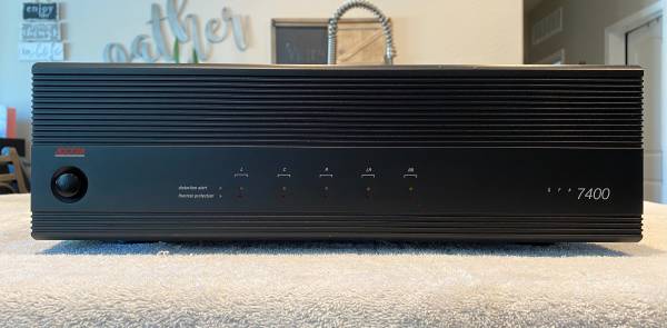 Adcom GFA 7400 5-Channel Amplifier 100 x 5 Watts 1