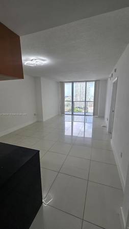 $2,554 / 1br - 791ft2 - Charming 1bd Apartment in Opera Tower, Miami (Miami)64049454980097122