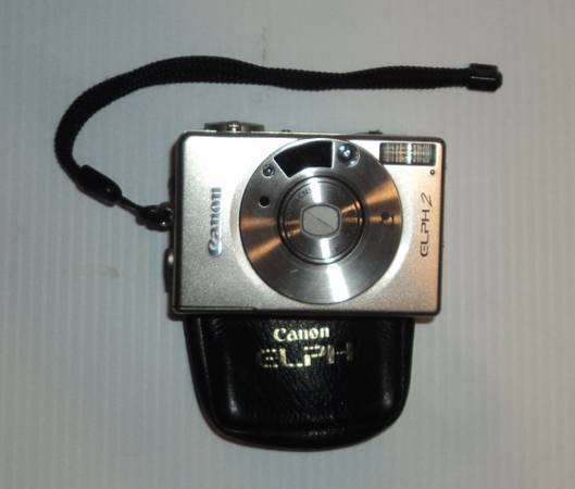 New - Canon ELPH 2 23 - Zoom Lens 46 mm 1:4.2-5.6 Camera With Case 1