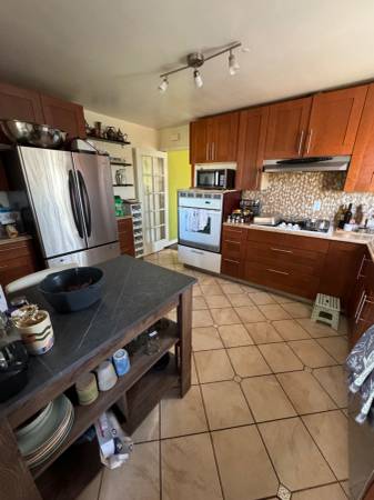$1,450 HABITACIÓN EN ALQUILER! (casa de 3 habitaciones 2 baños)63840111815427124