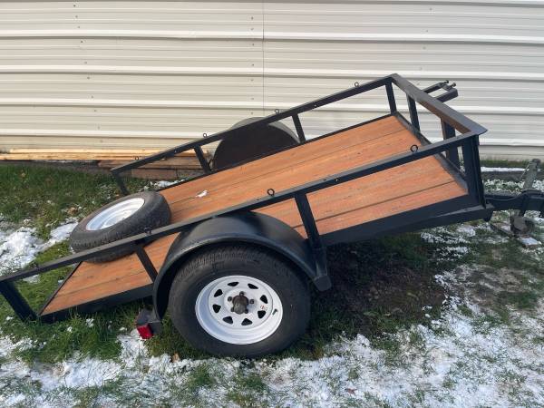 5x8 Tilt Trailer 1