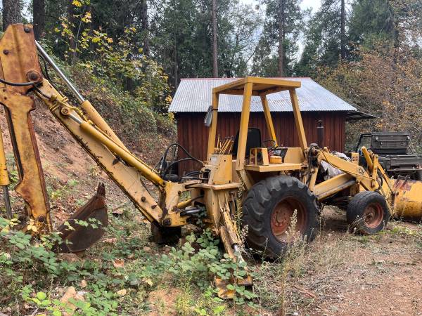 Backhoe Case 580B 1