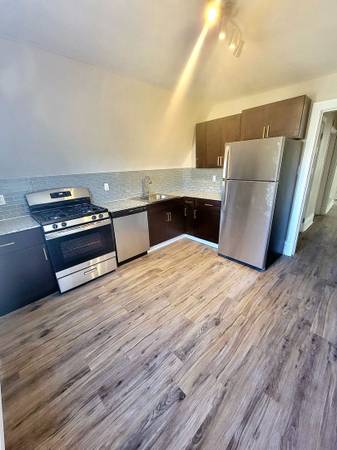 2BD 1BA, Yard, Laundry On-Site 1