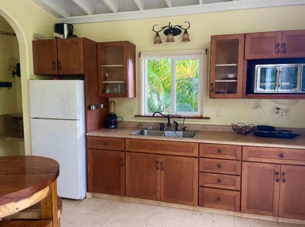 $1,975 / 1br - Studio by Twin Falls (Haiku)63939663527938122