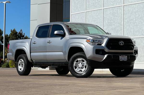 Silver Certified 2017 Toyota Tacoma SR V6 1