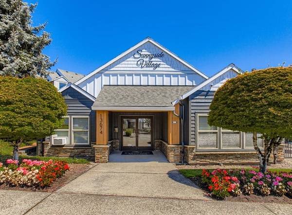 $1,535 / 1br - 705ft2 - Finally: A Place Where You Can Hog The Remote Guilt-Free (Clackamas, OR)63831466654209122