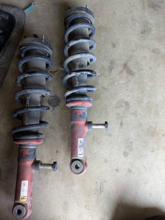 Ford Raptor Live Valve shocks 1