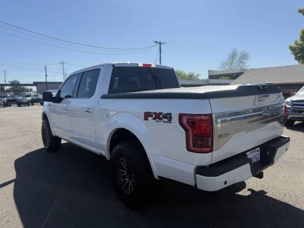 2017 Ford F150 Platinum pickup - Photo 2