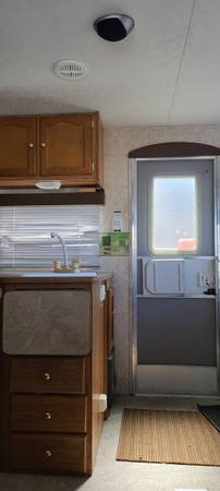 $1,000 / 1br - 26ft2 - 2010 trails rv con espacio para vivir (Sandiego)63932990682115121