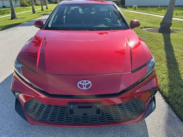 2025 Toyota Camry SE Hybrid - $28,900 (Land O Lakes)63443681687297121